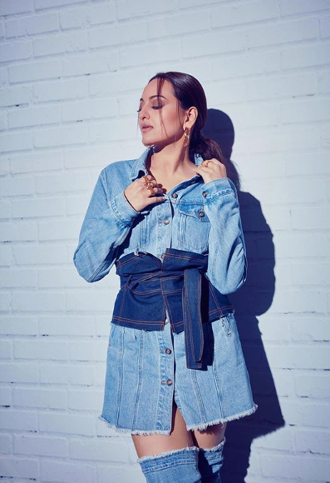 Sonakshi Sinha Latest Instagram Pics